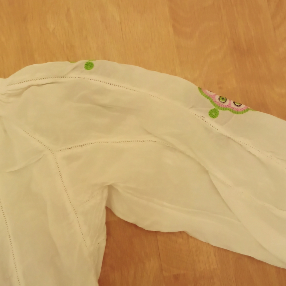 Roberta Freyman Embroidered White Blouse With Pink and Green Accents Size S - Picture 7 of 9